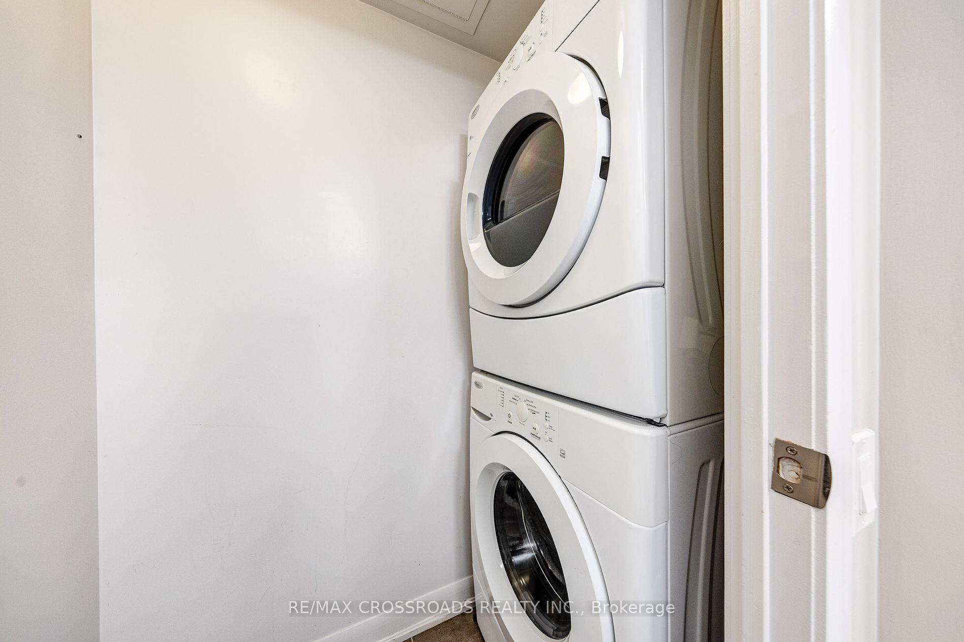 5168 Yonge Street, #1602