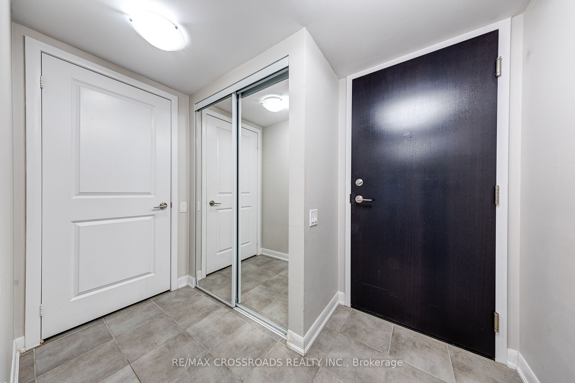 5168 Yonge Street, #1602
