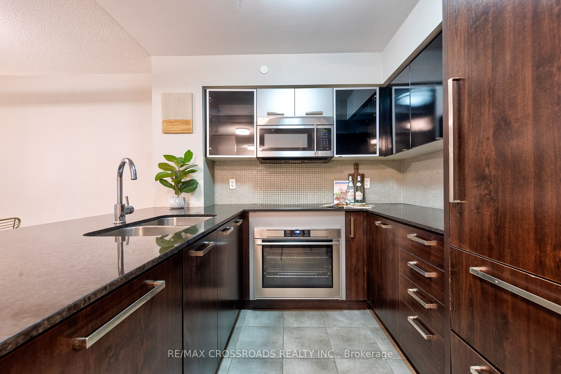 5168 Yonge Street, #1602