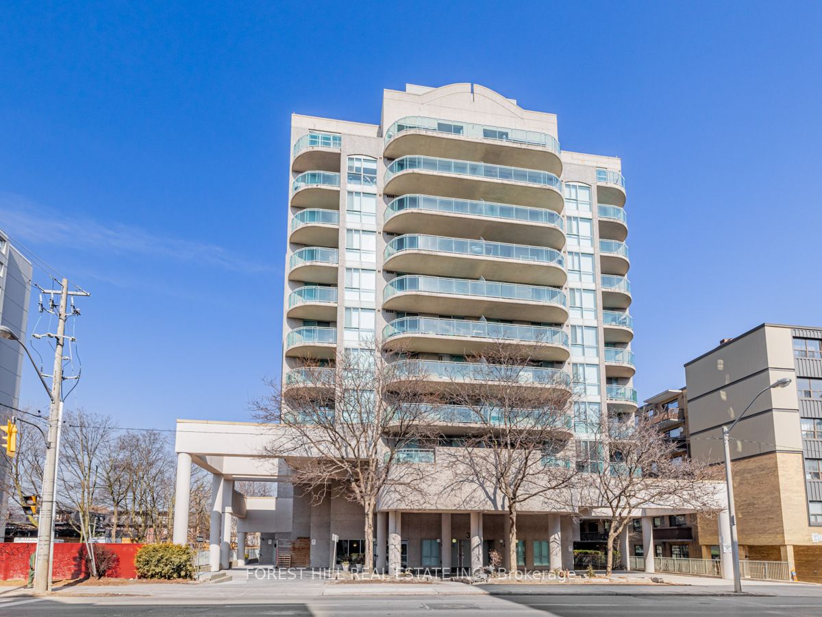 398 Eglinton Ave E, #706