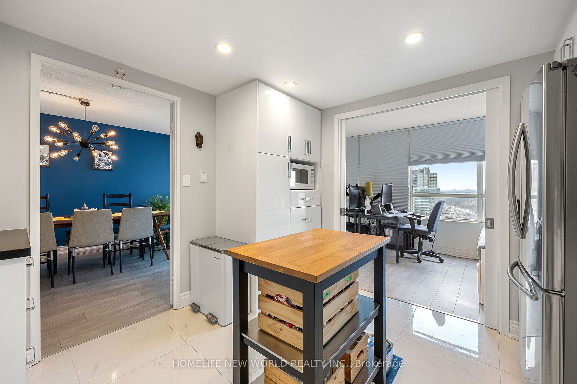 5444 Yonge Street, #1403