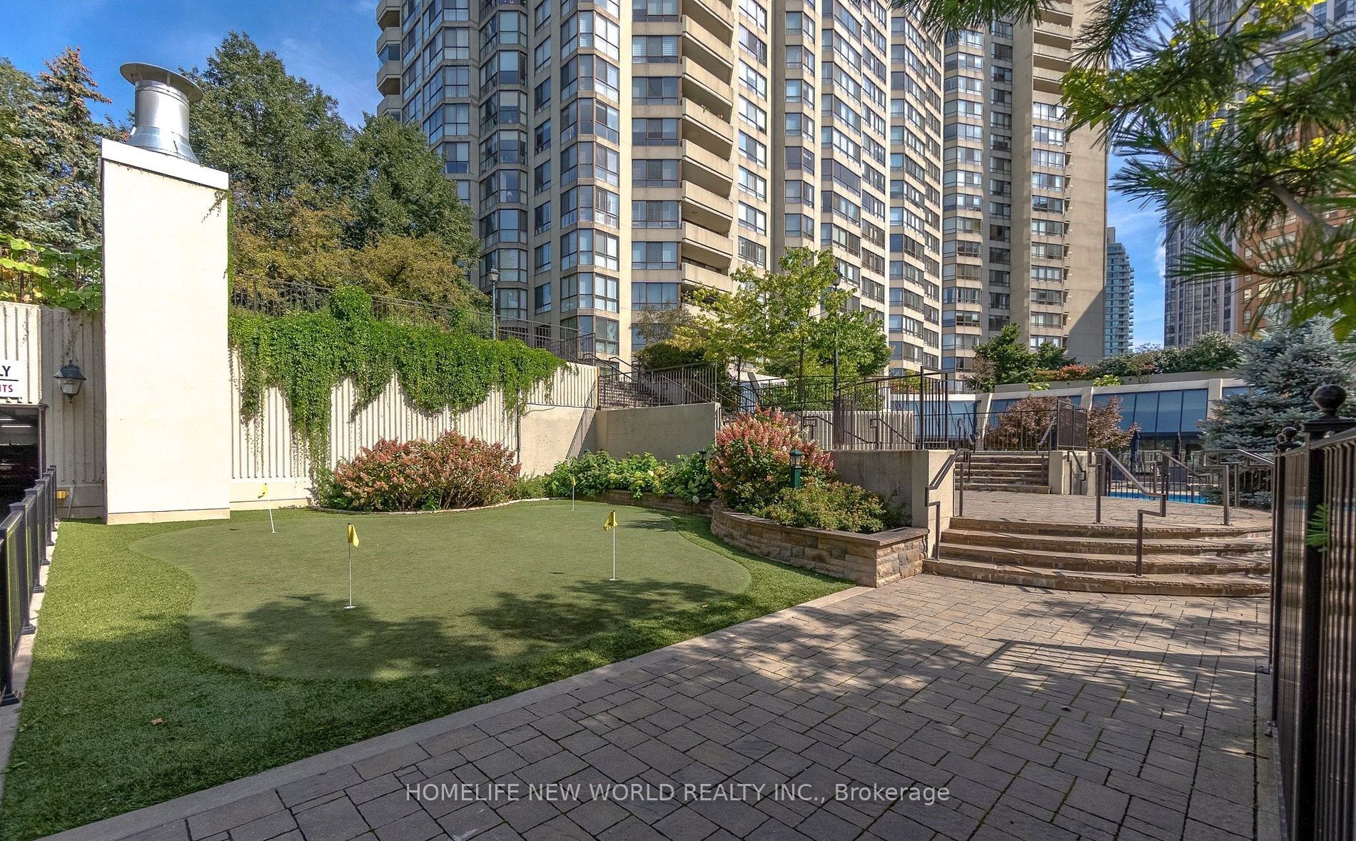 5444 Yonge Street, #1403