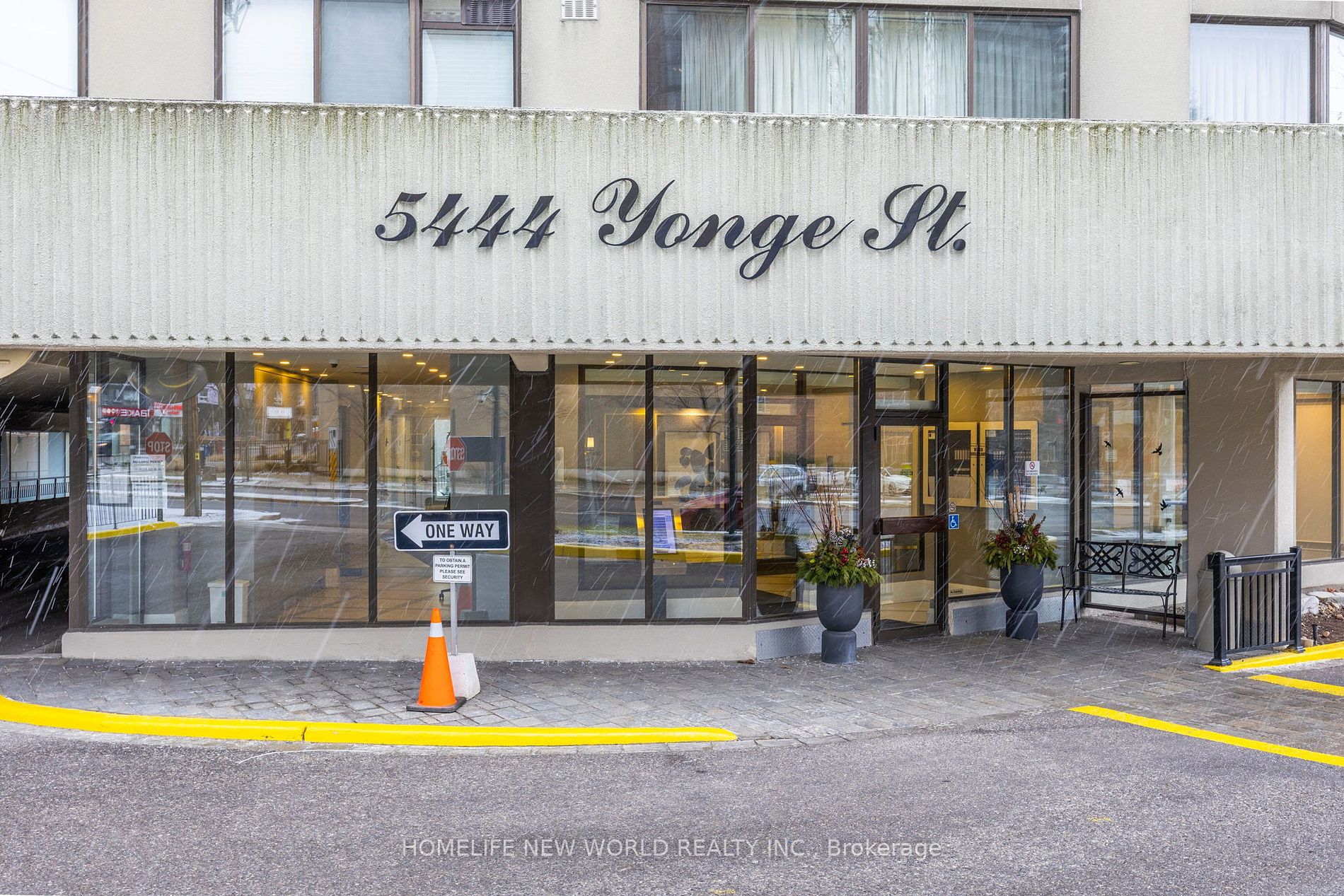 5444 Yonge Street, #1403