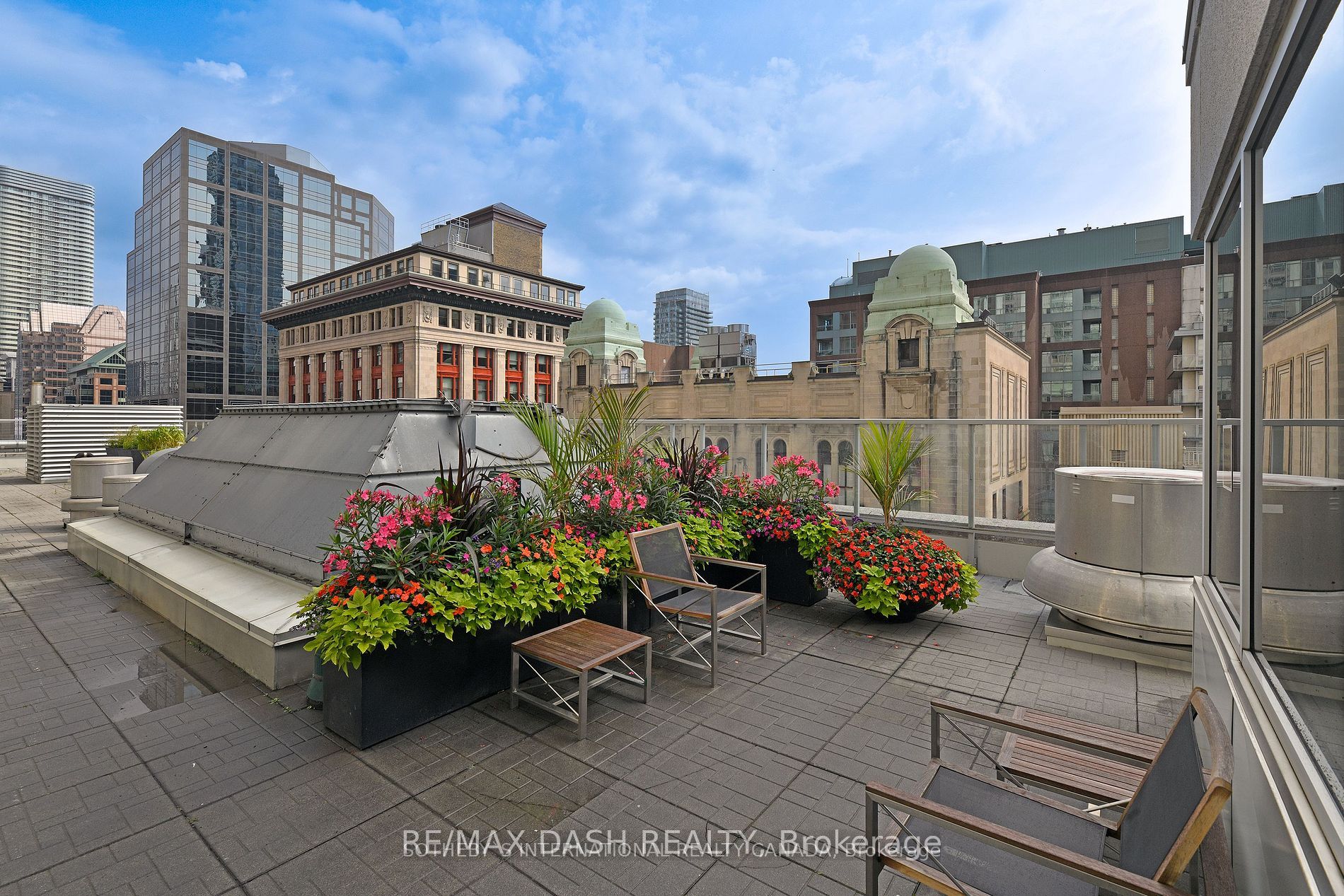 1 King St W, #4204