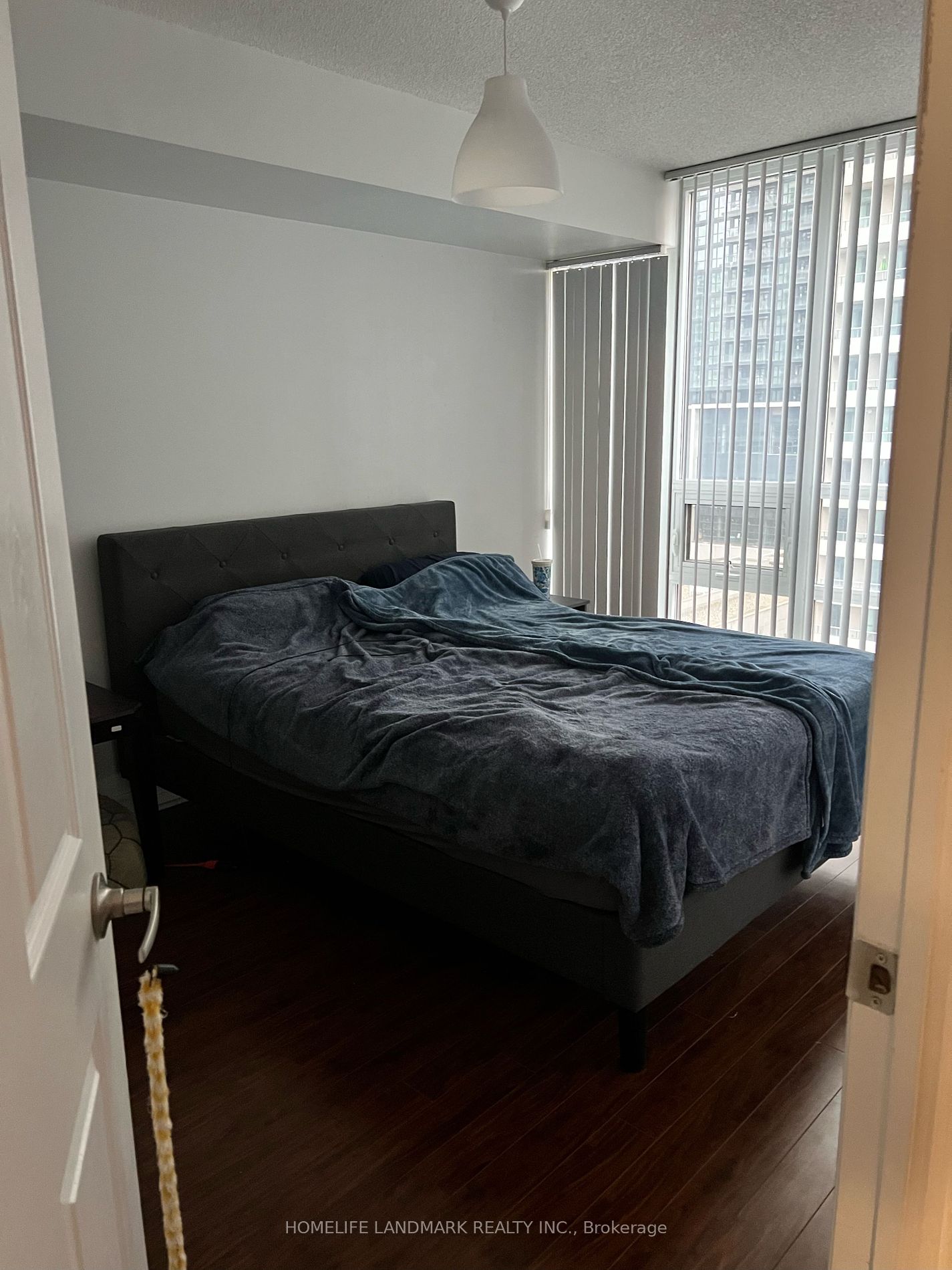 35 Hollywood Avenue, #1018