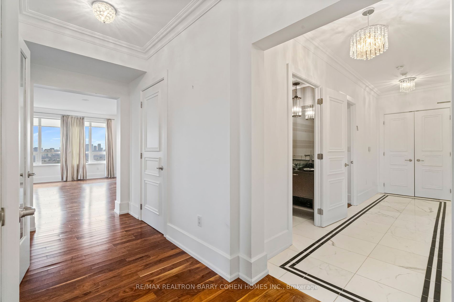 662 Sheppard Ave E, #805c