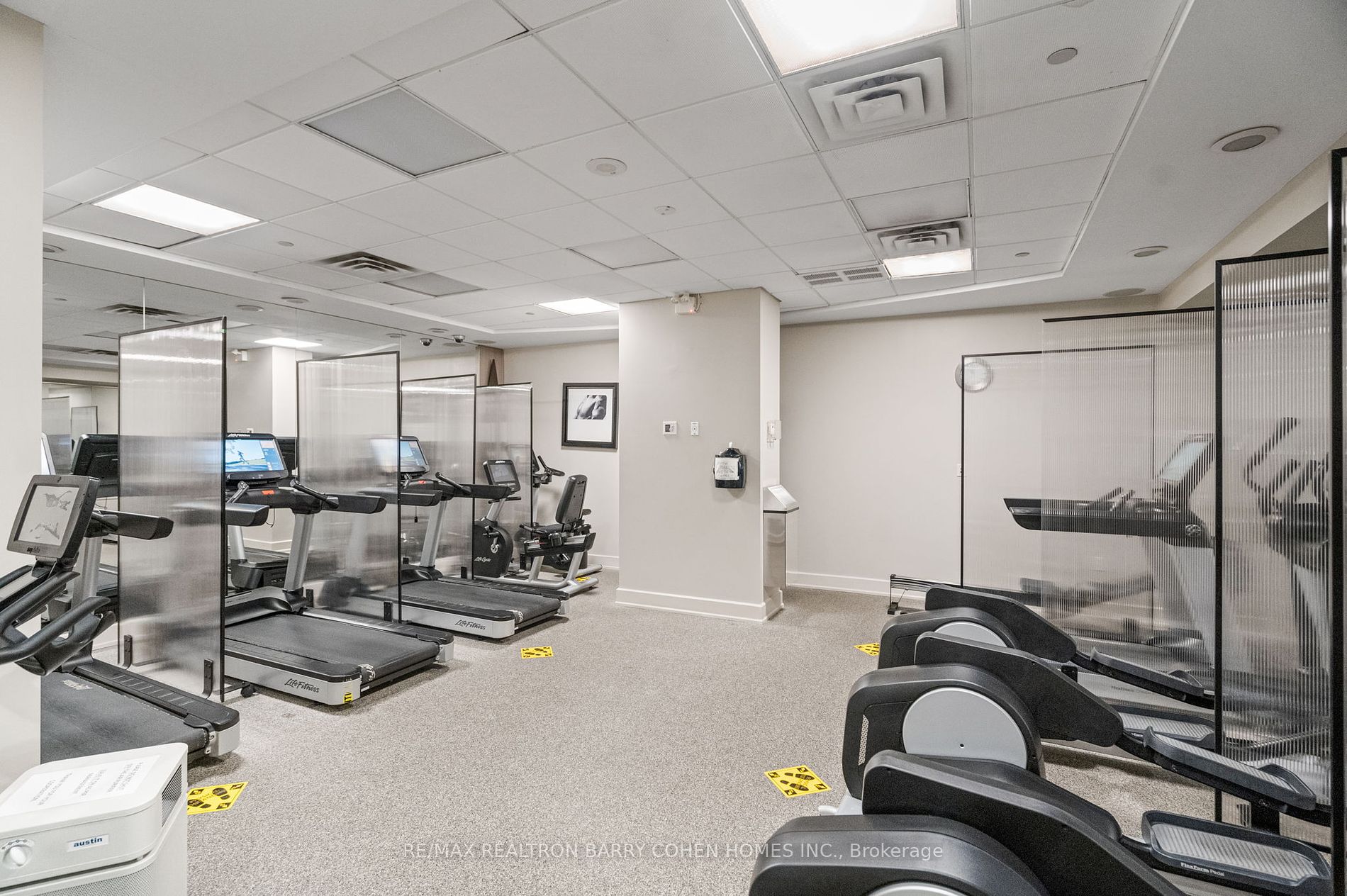 662 Sheppard Ave E, #805c