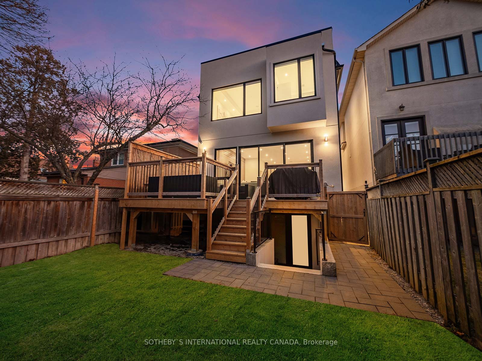 272 Cranbrooke Avenue