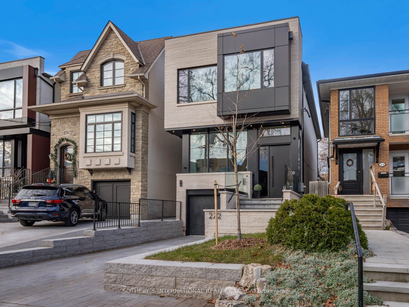 272 Cranbrooke Avenue