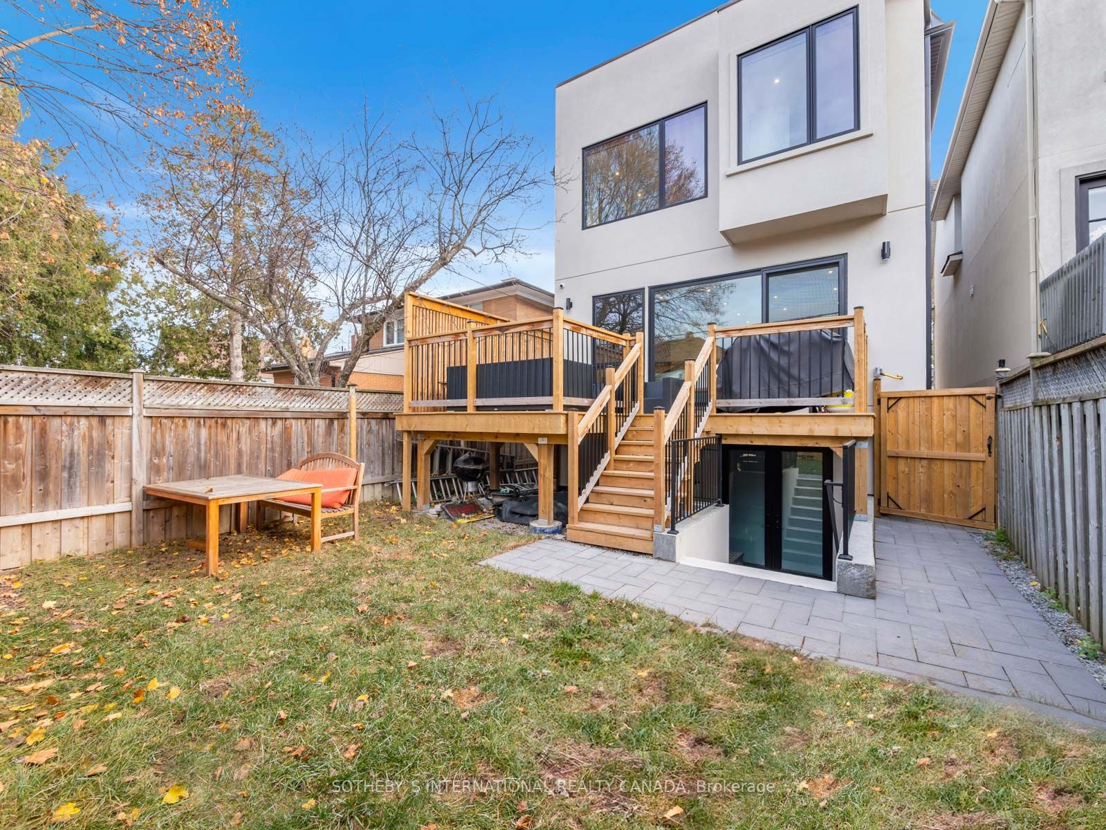272 Cranbrooke Avenue