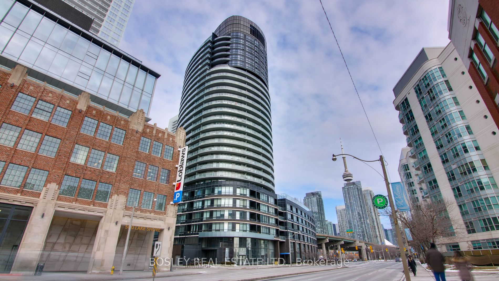 38 Dan Leckie Way, #1802