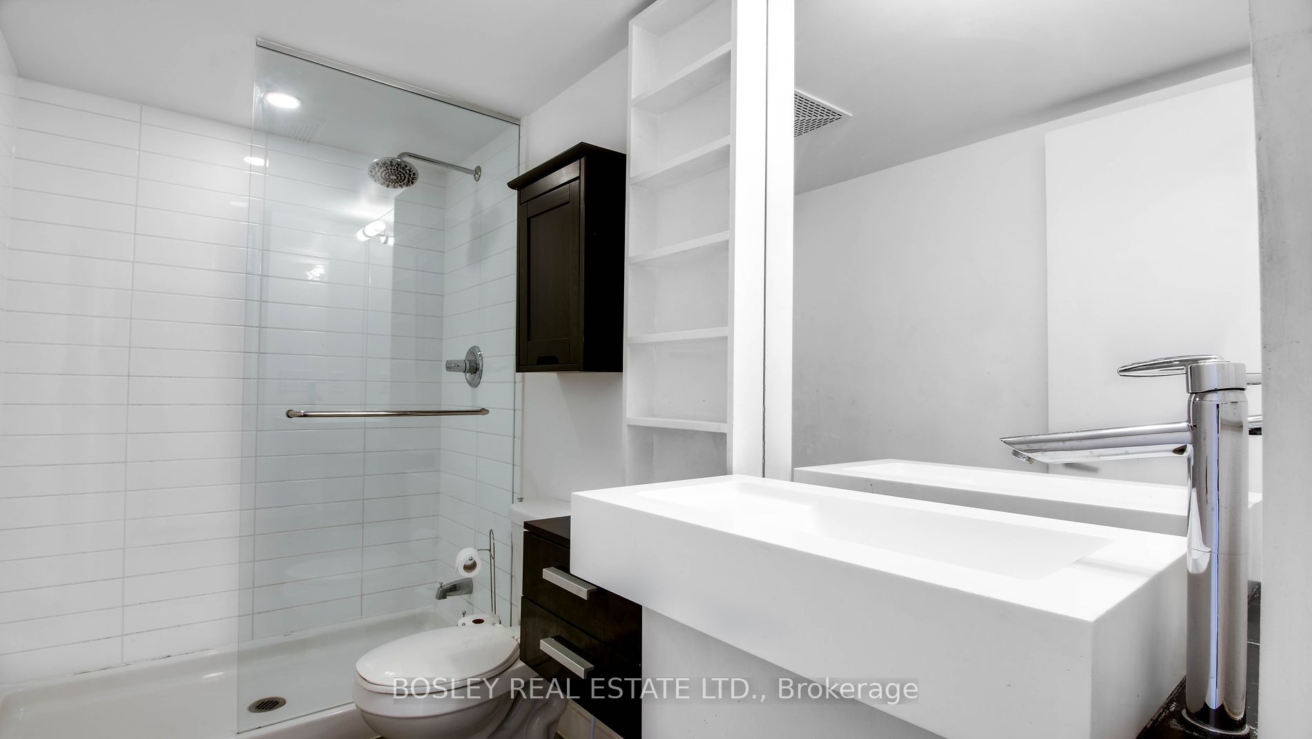 38 Dan Leckie Way, #1802