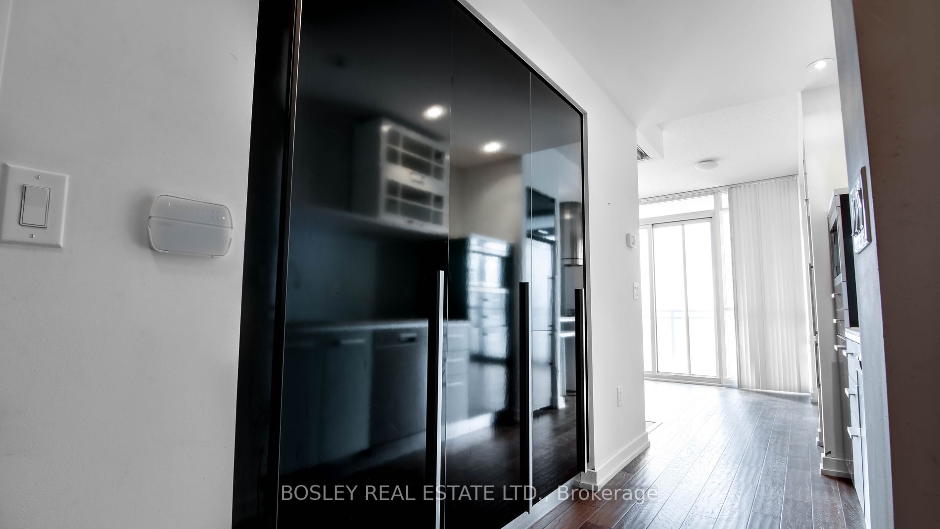 38 Dan Leckie Way, #1802