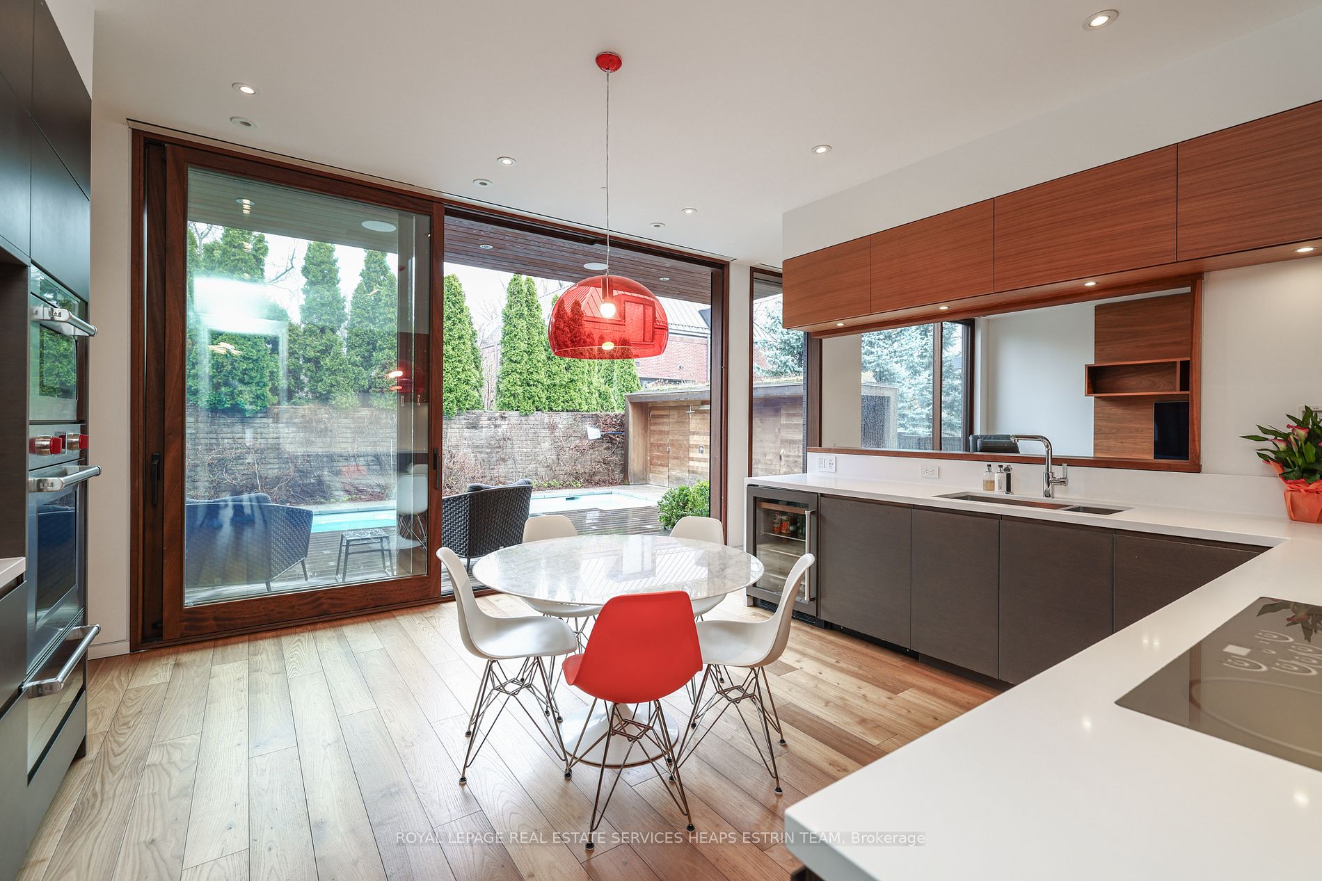 3 Garden Circle