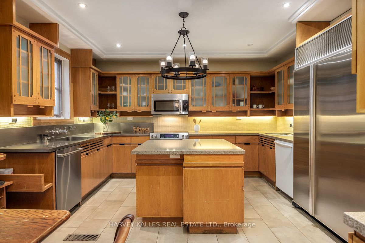 3 Ridgewood Road