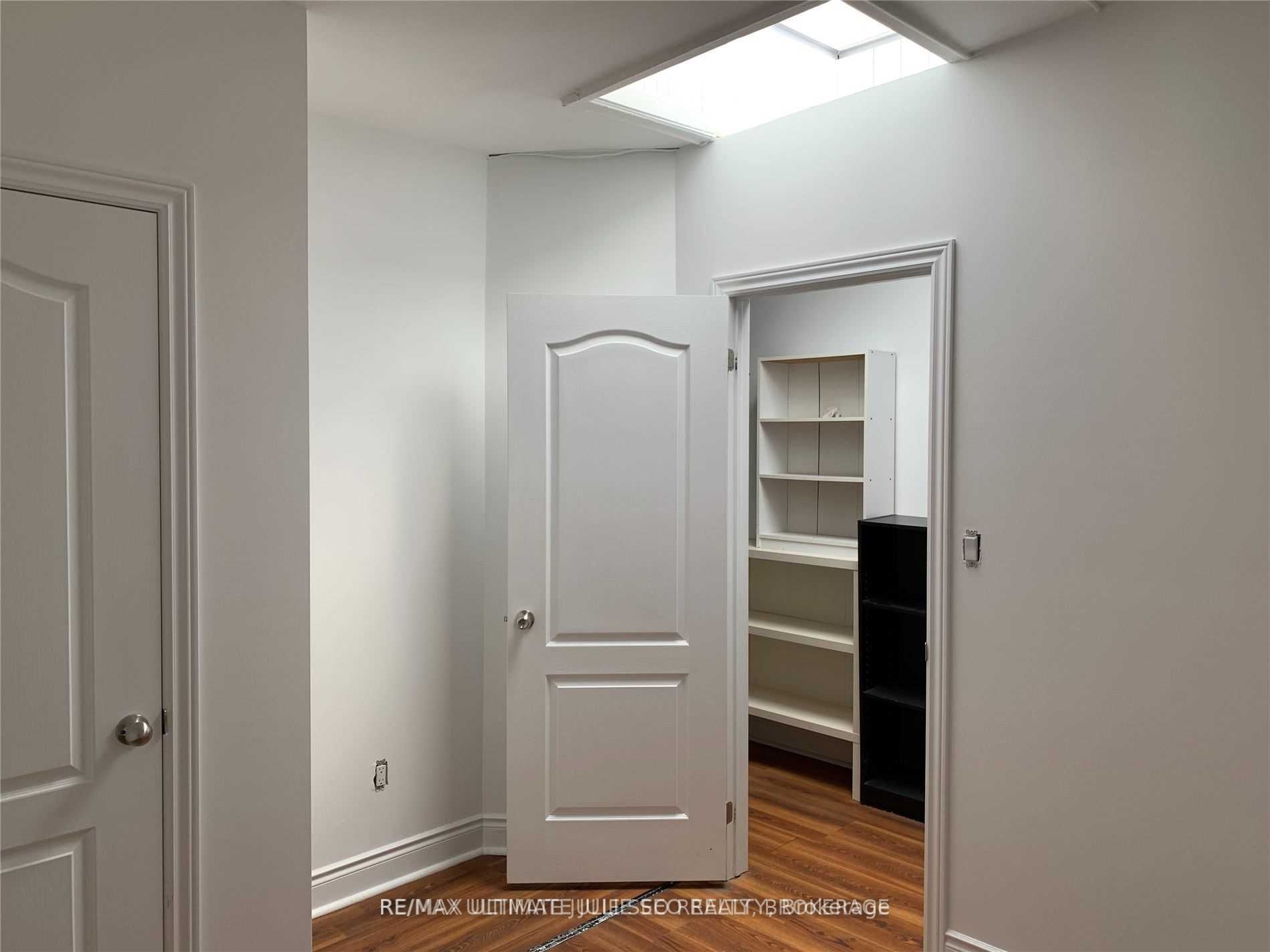 406A Bloor Street W #B