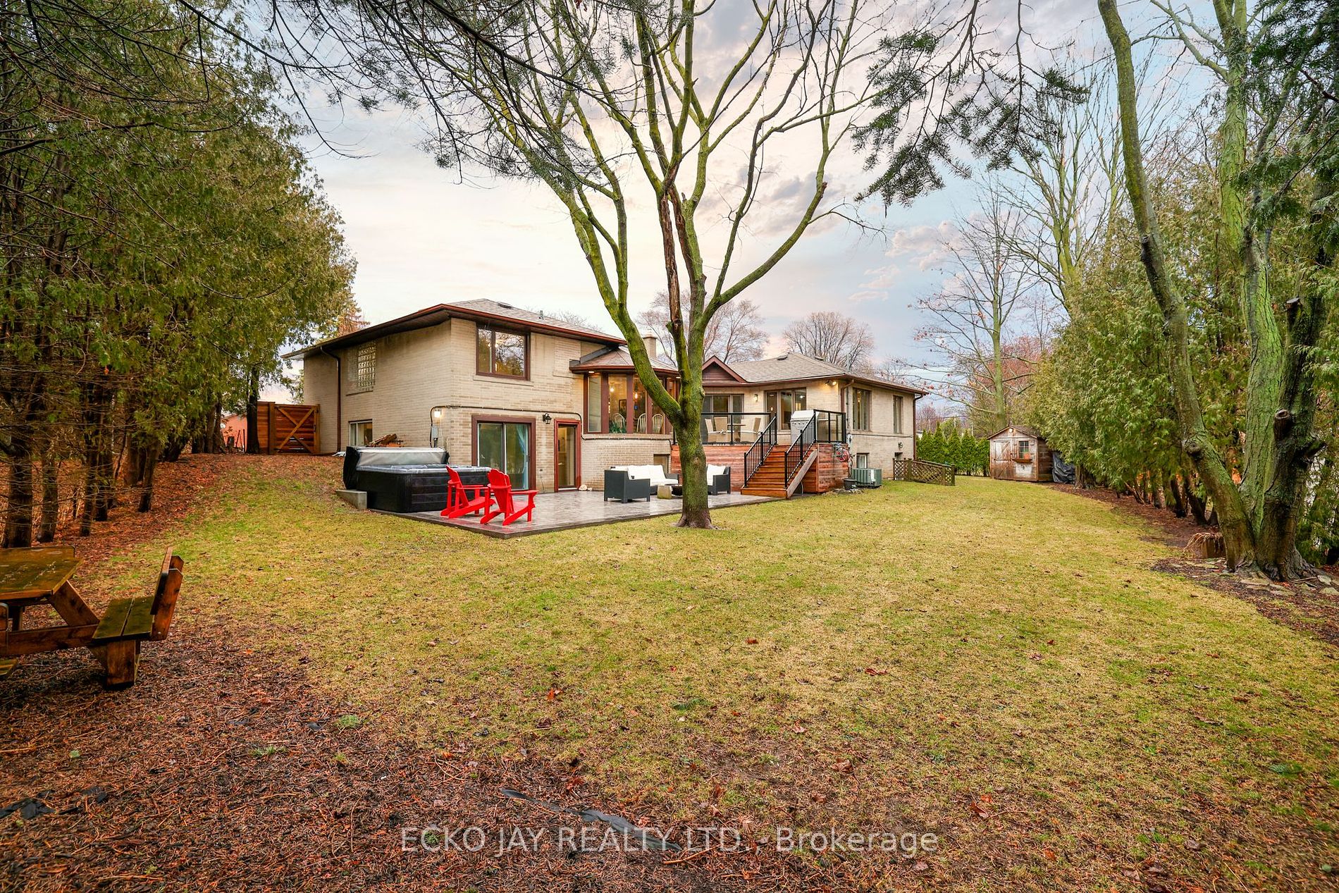 15 Tanburn Pl