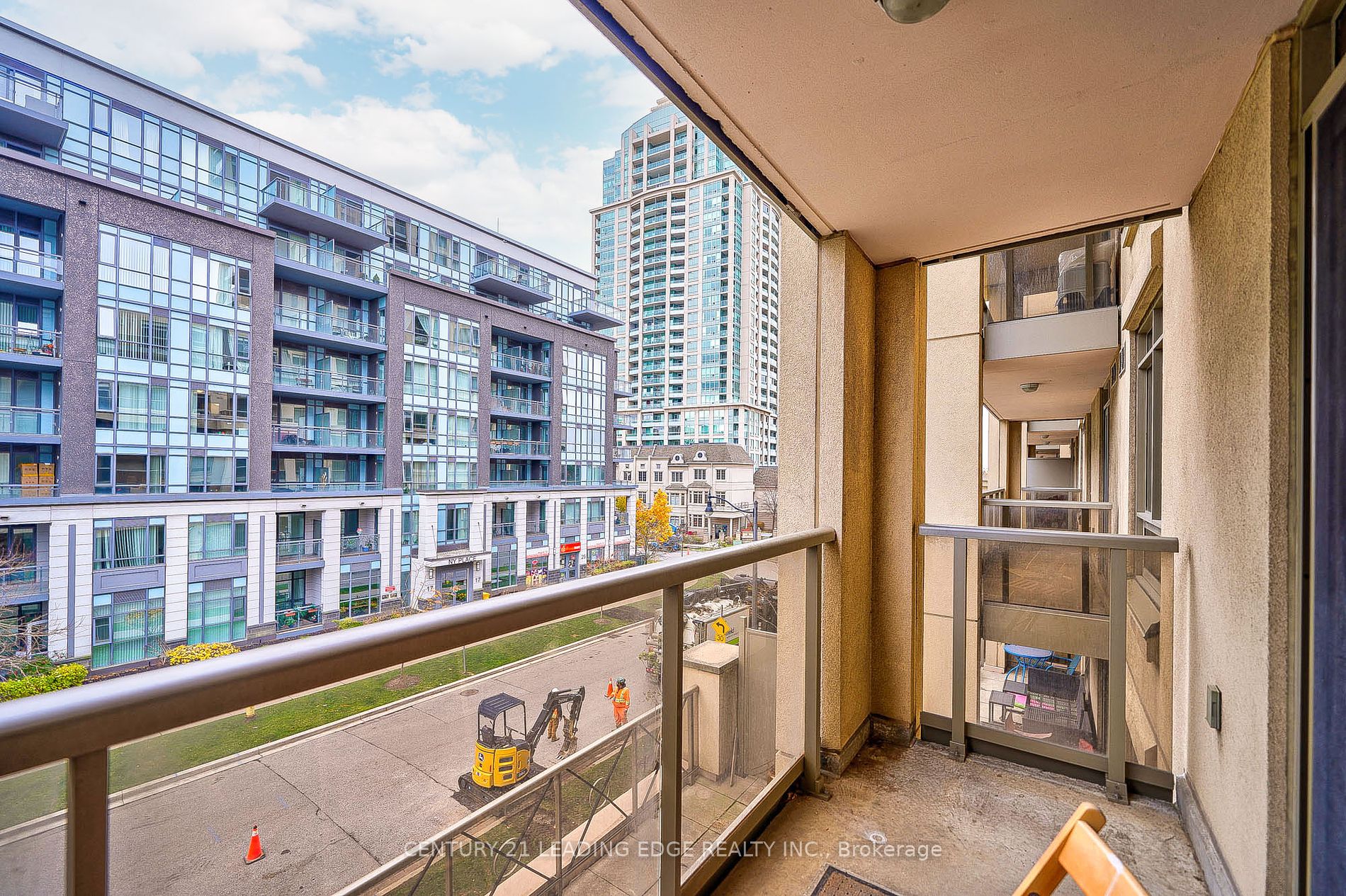 18 Kenaston Gardens, #309