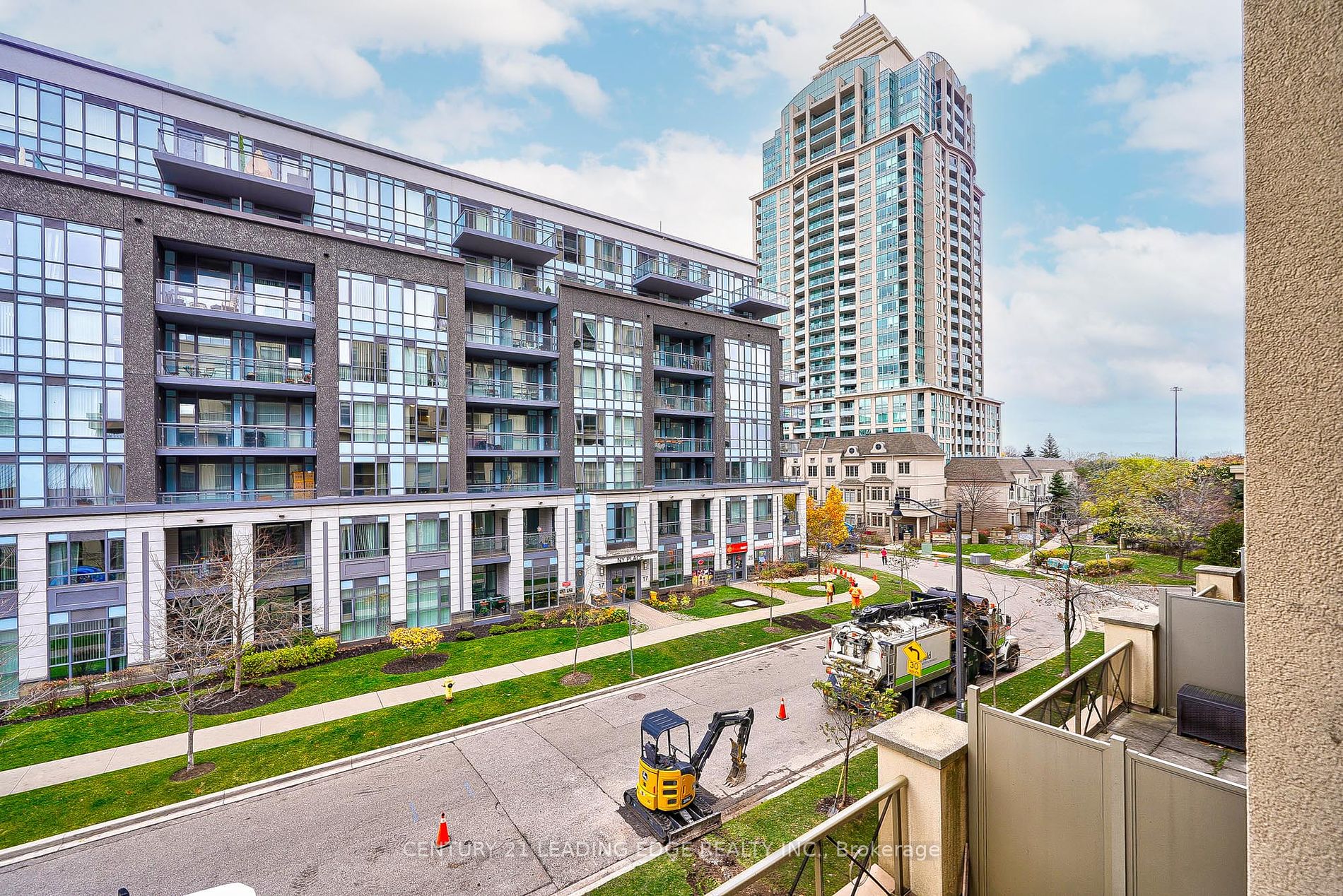 18 Kenaston Gardens, #309