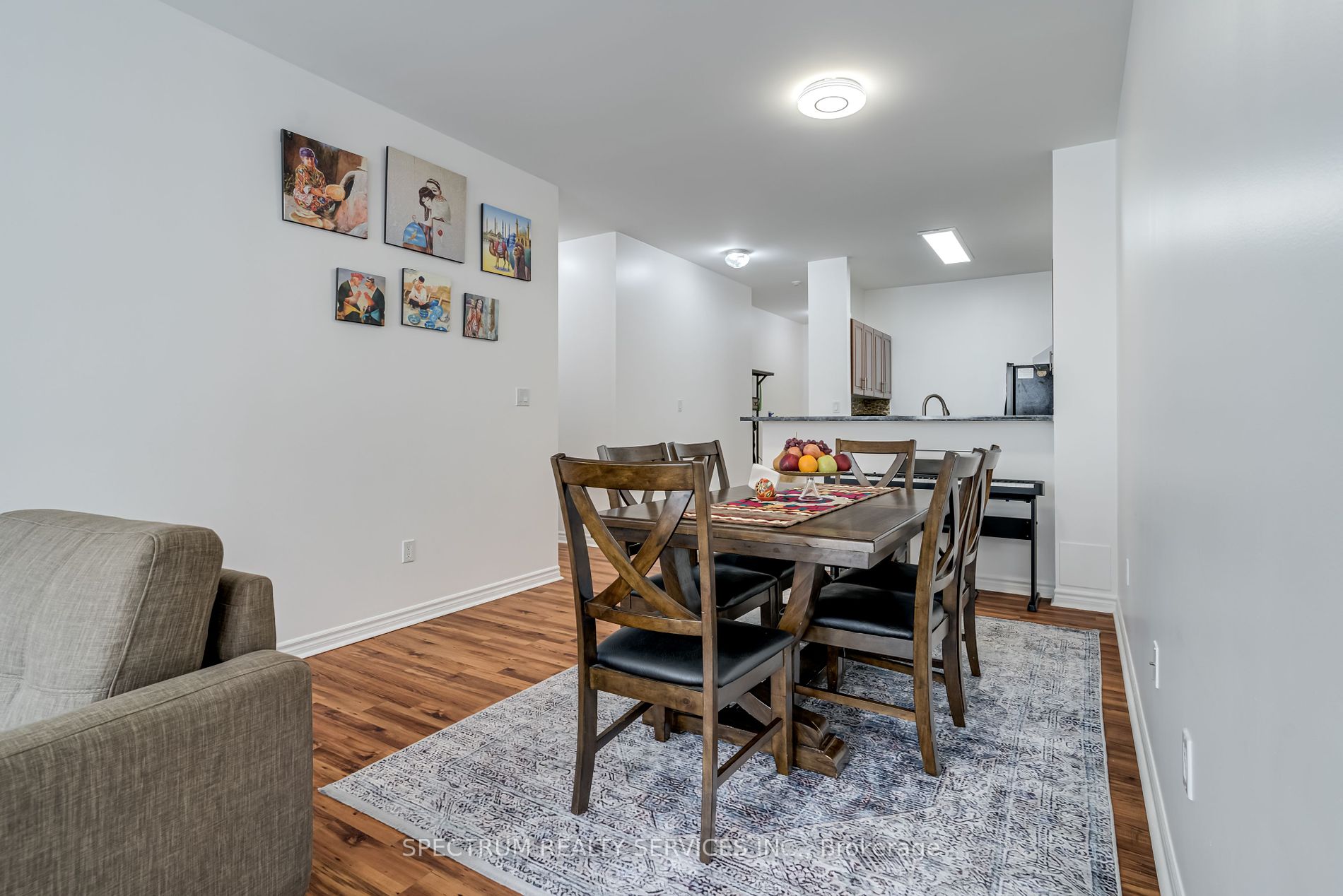 10 Gateway Blvd, #218