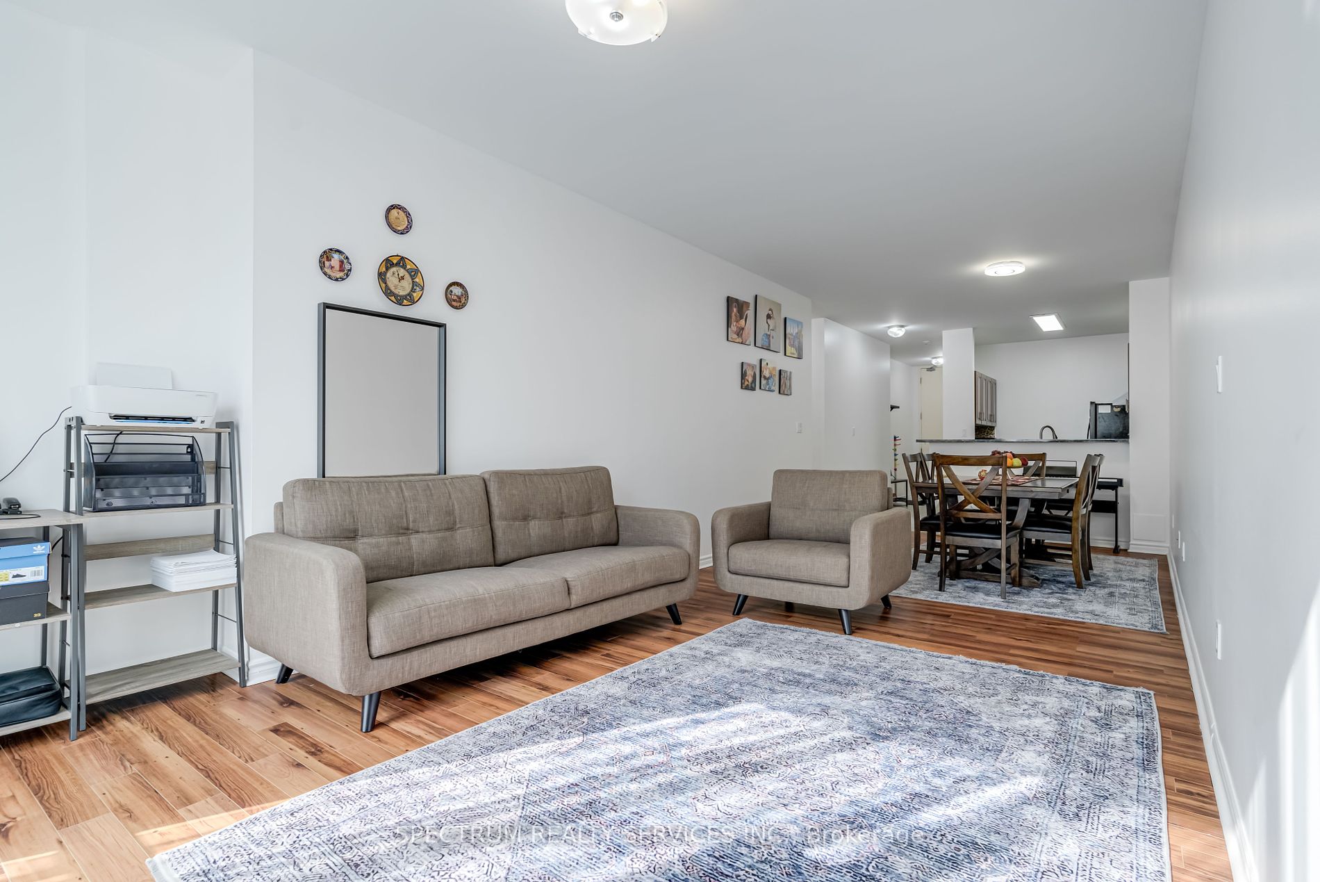 10 Gateway Blvd, #218