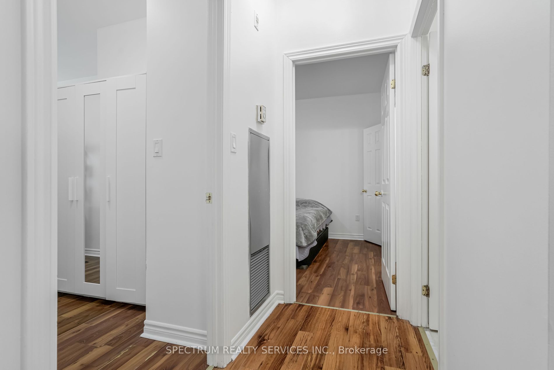 10 Gateway Blvd, #218