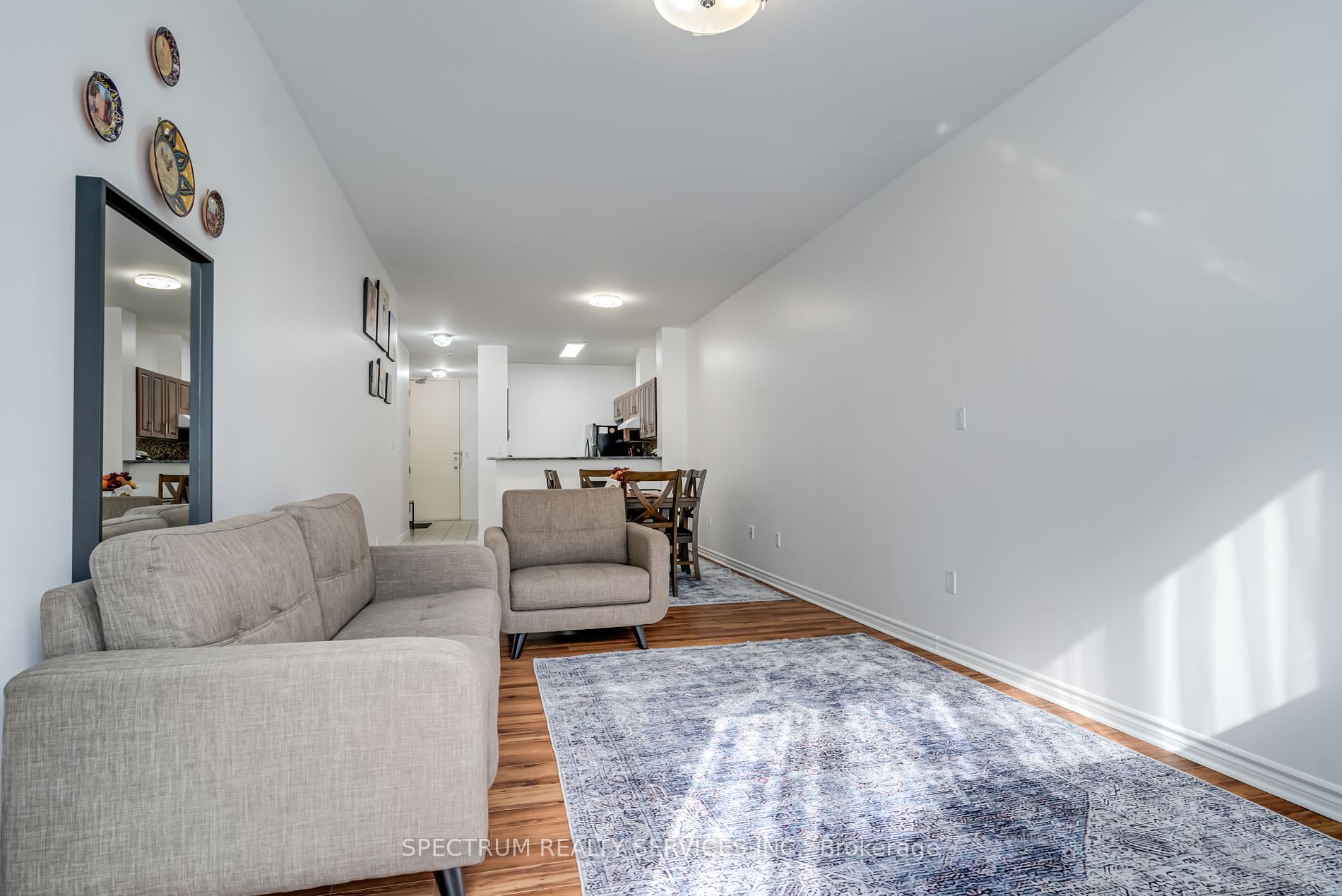 10 Gateway Blvd, #218