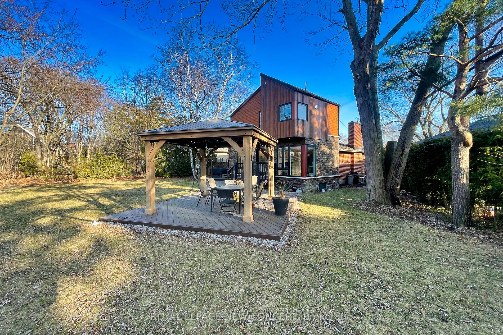24 Fleetwell Court
