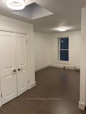 213 Queen Street E, #6