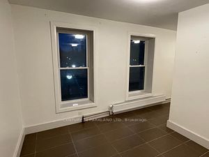 213 Queen Street E, #6