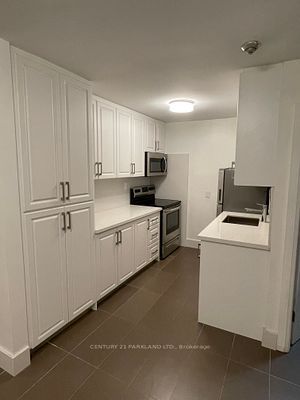 213 Queen Street E, #6