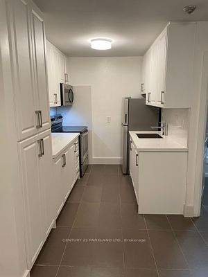 213 Queen Street E, #6