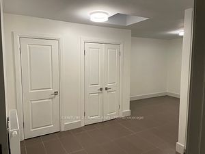 213 Queen Street E, #6