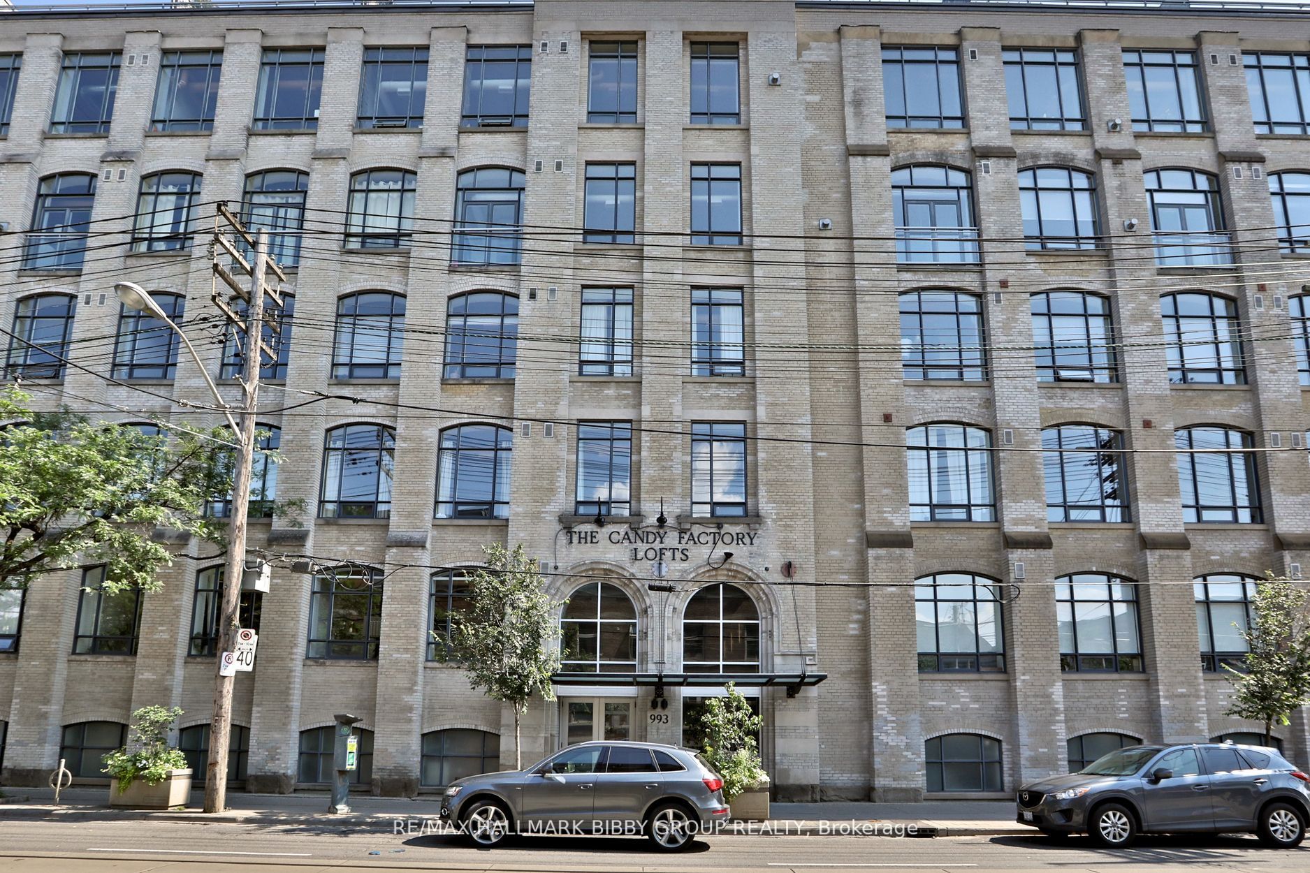 993 Queen Street W, #409