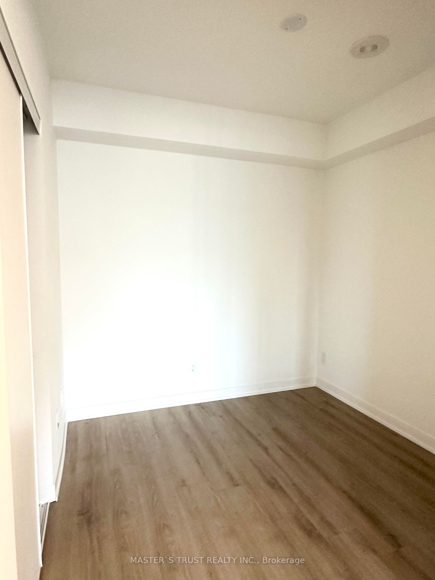 319 Jarvis Street, #807