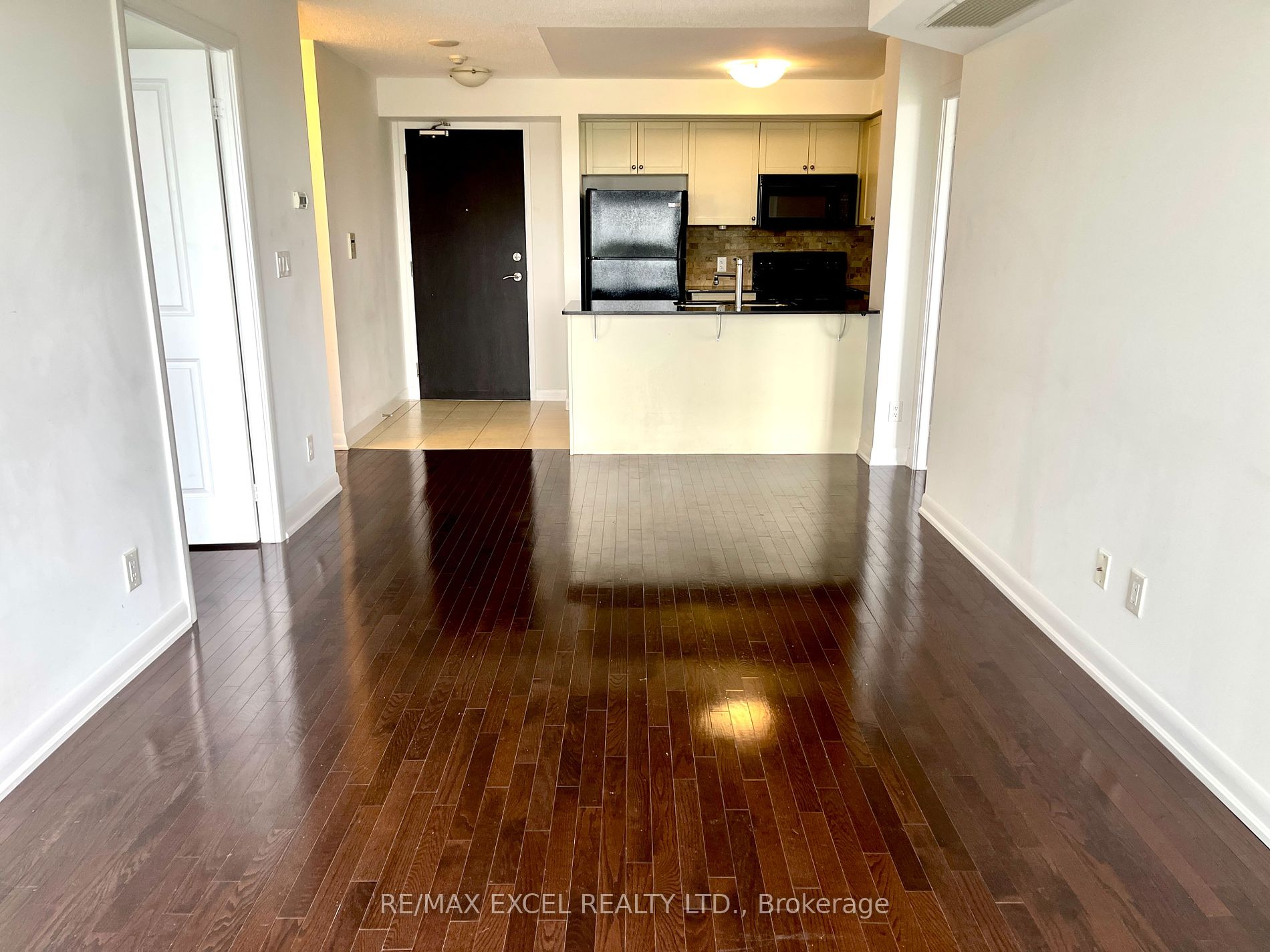 5793 Yonge St, #1708