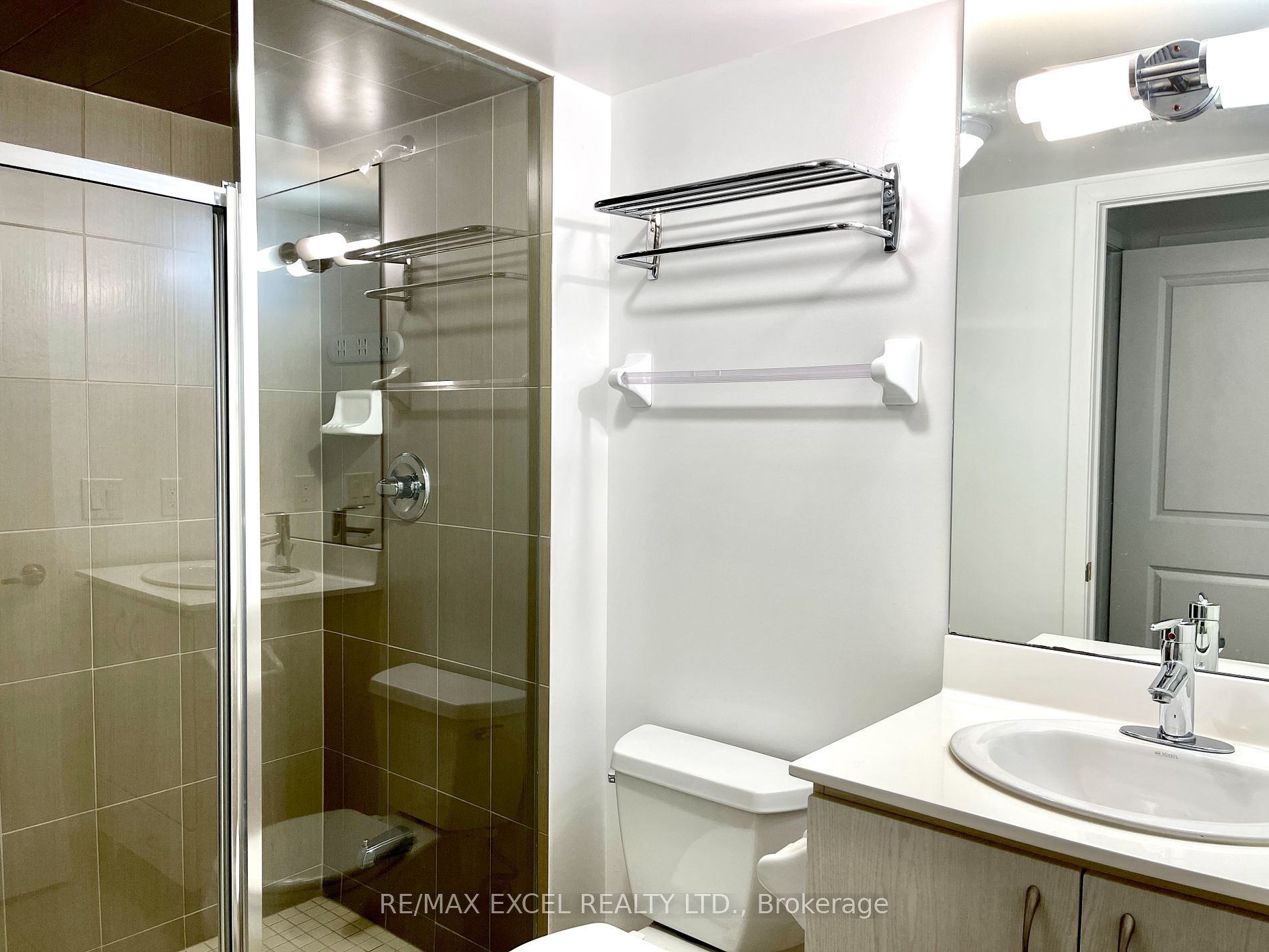 5793 Yonge St, #1708
