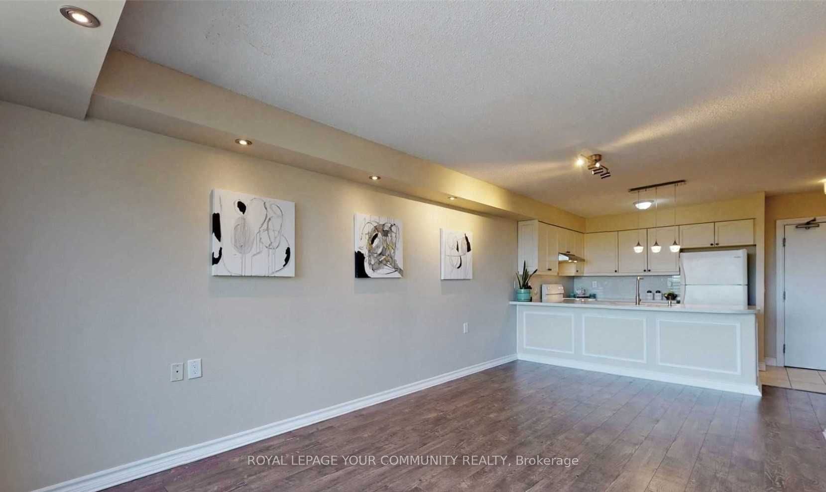 890 Sheppard Ave W, #517