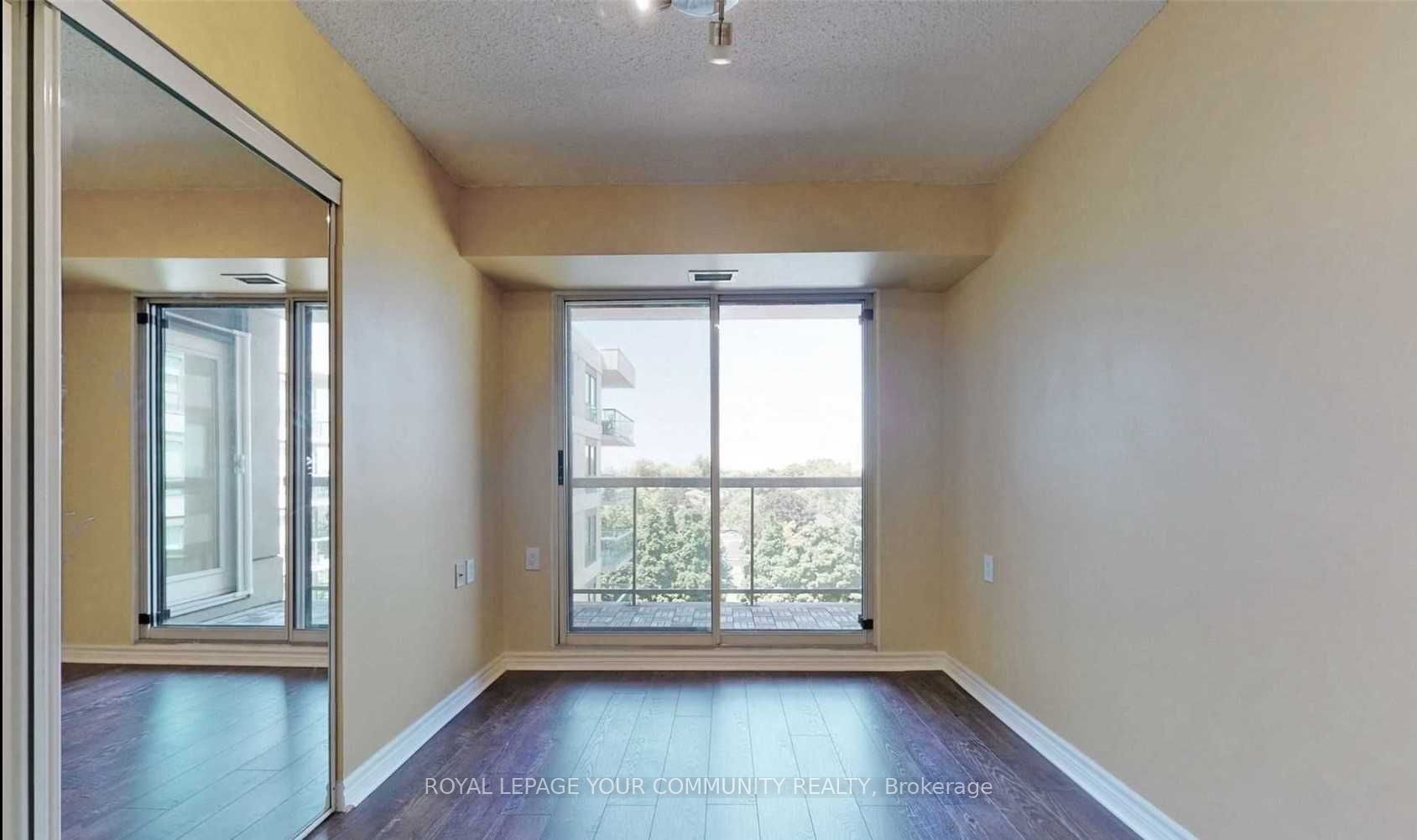 890 Sheppard Ave W, #517