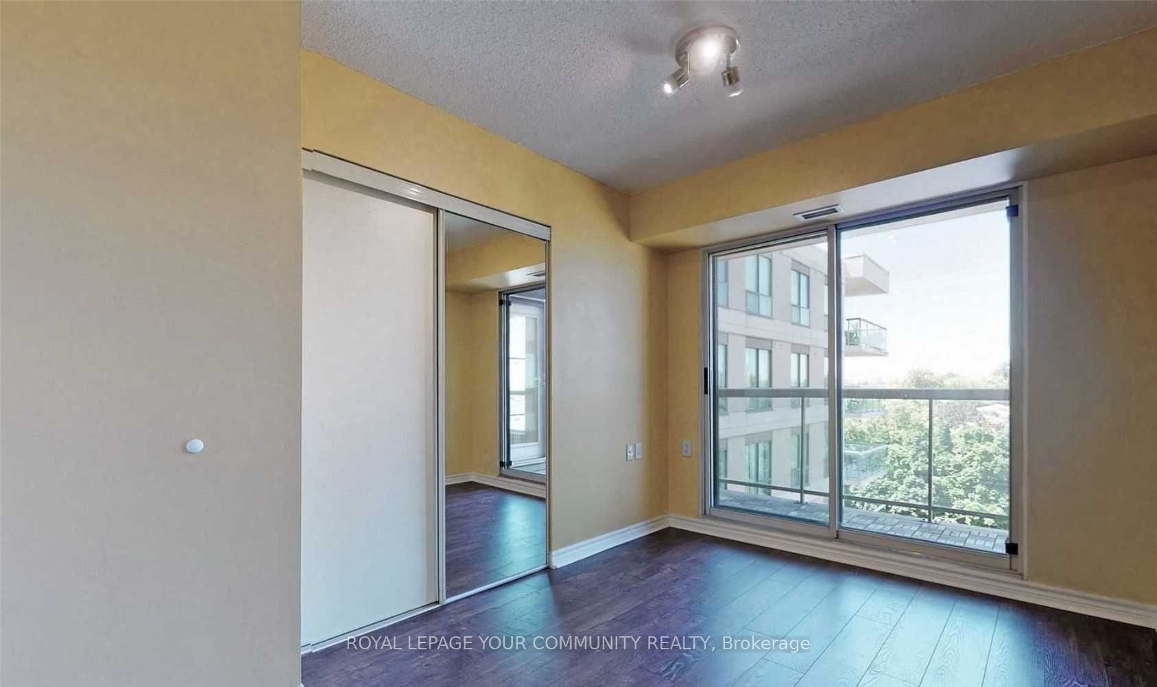 890 Sheppard Ave W, #517