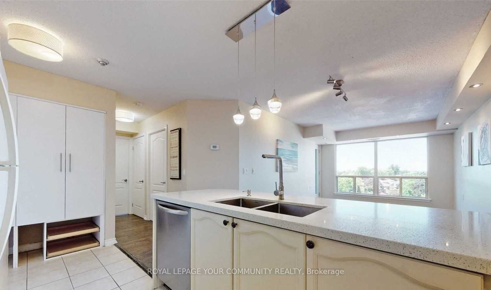 890 Sheppard Ave W, #517