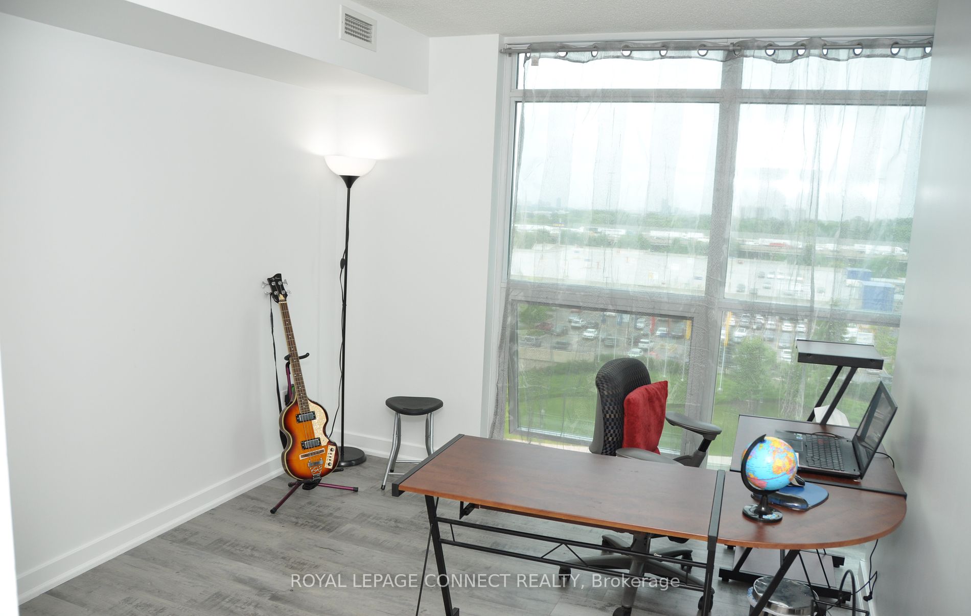 33 Singer Court, #711