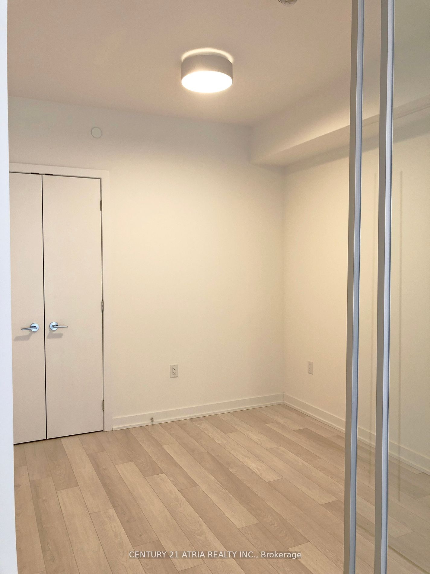 357 King Street W, #706