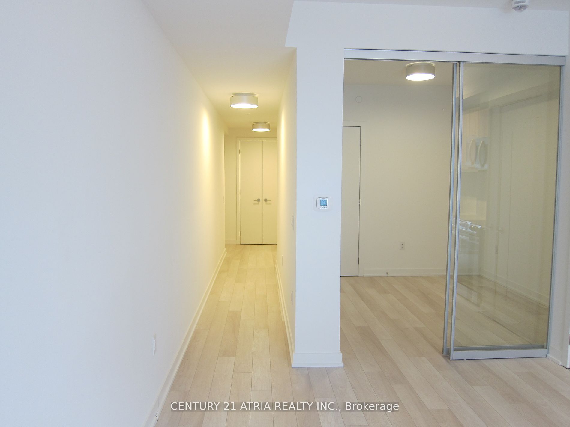 357 King Street W, #706
