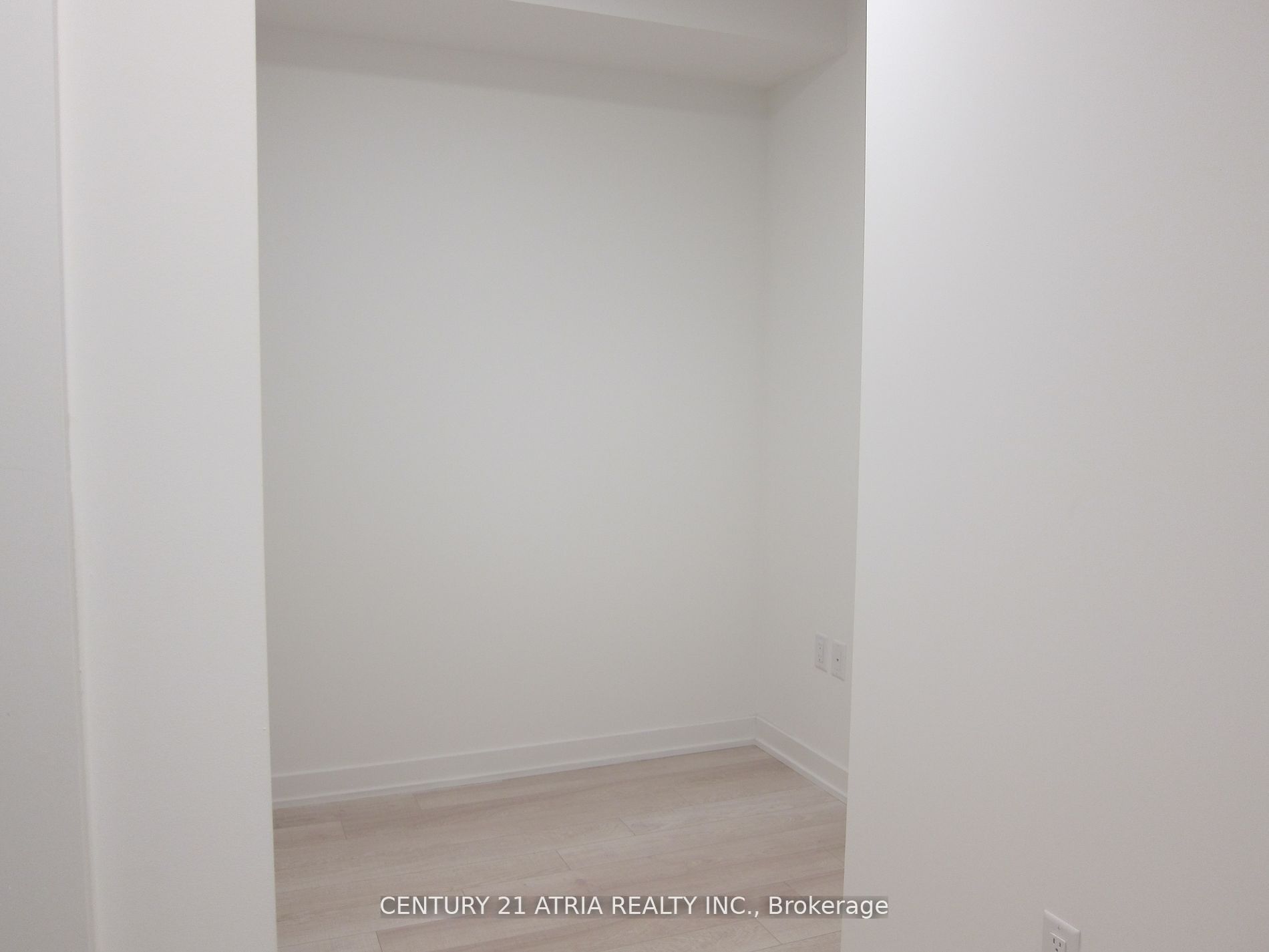 357 King Street W, #706