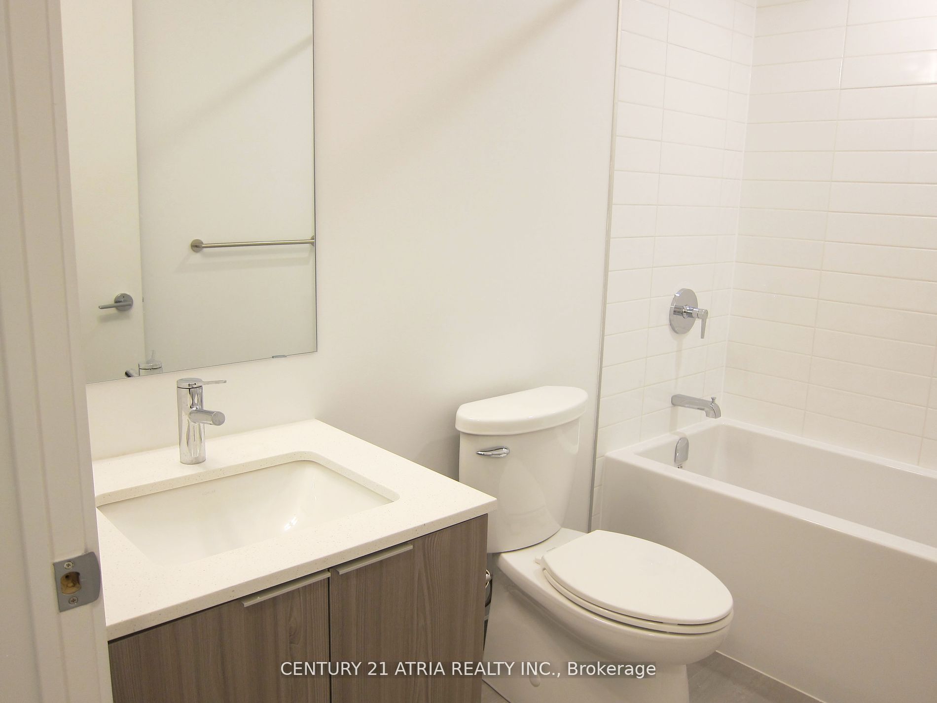 357 King Street W, #706