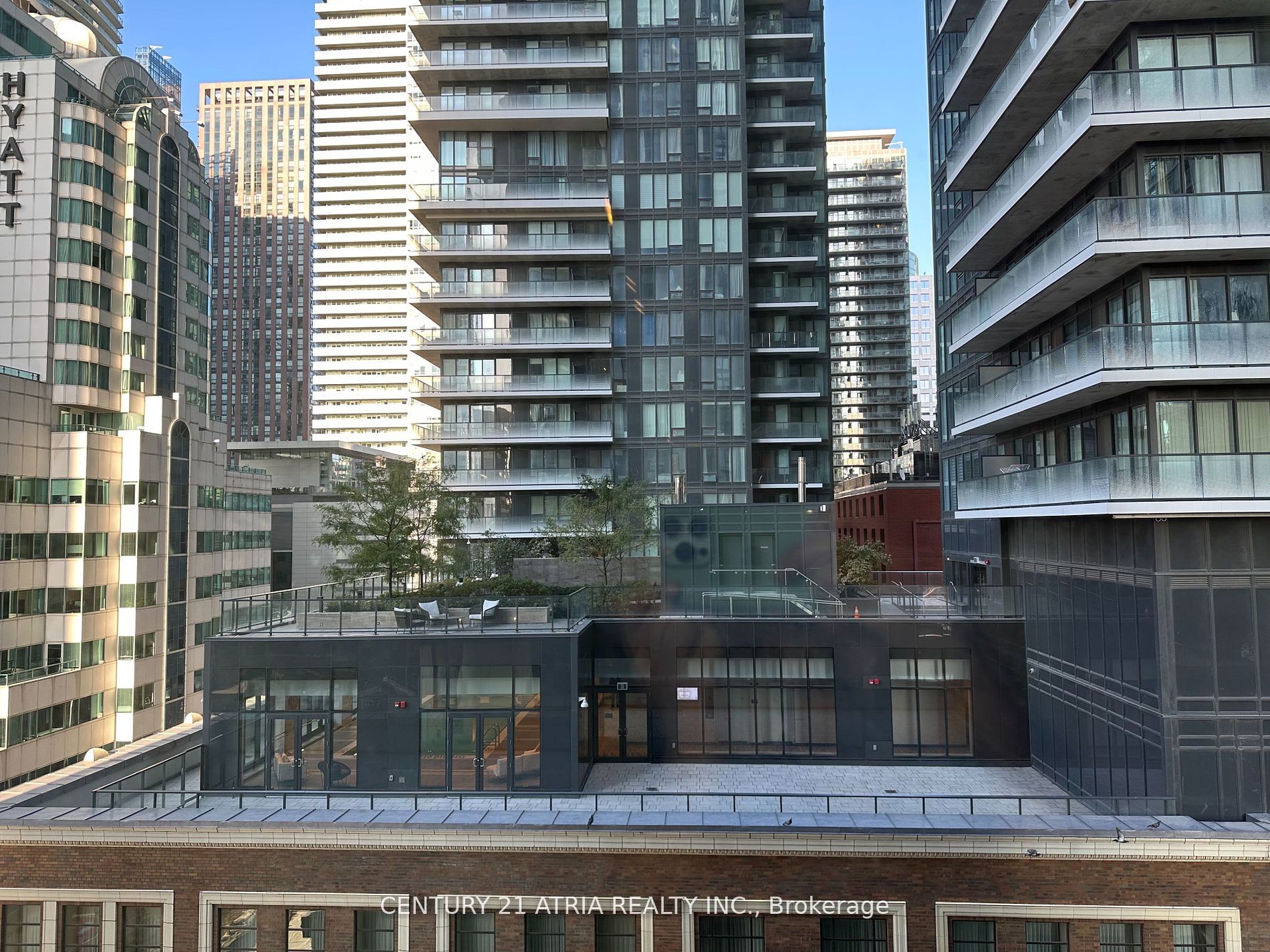 357 King Street W, #706