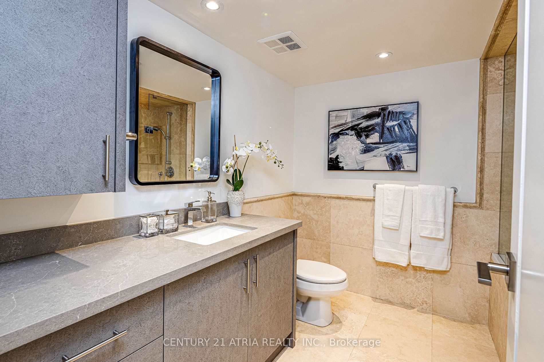 65 Harbour Sq, #1401