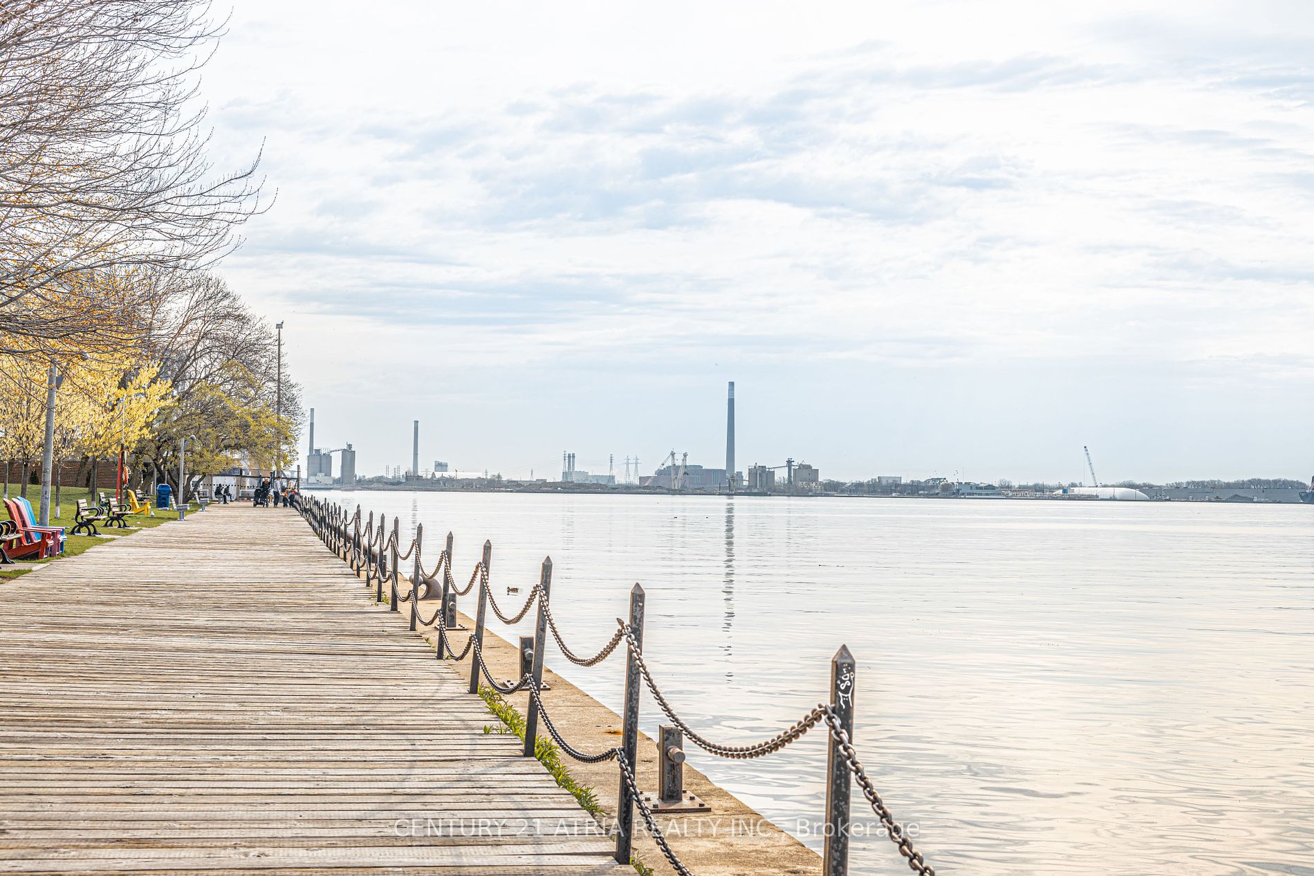 65 Harbour Sq, #1401