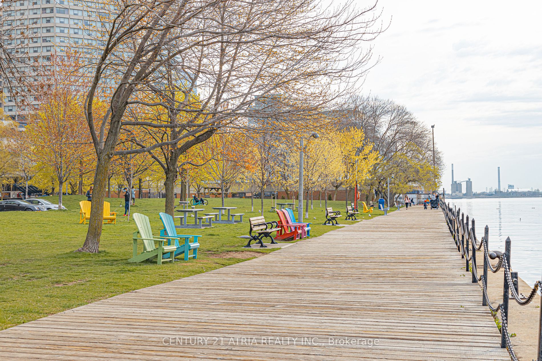 65 Harbour Sq, #1401